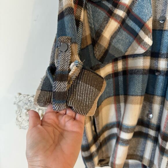 Zara Blue and Brown Plaid Fleece Roll Tab Sleeve Shacket Shirt Jacket M - Picture 6 of 9